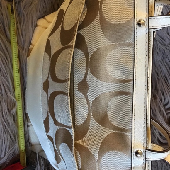 NWOT coach purse - Picture 4 of 6
